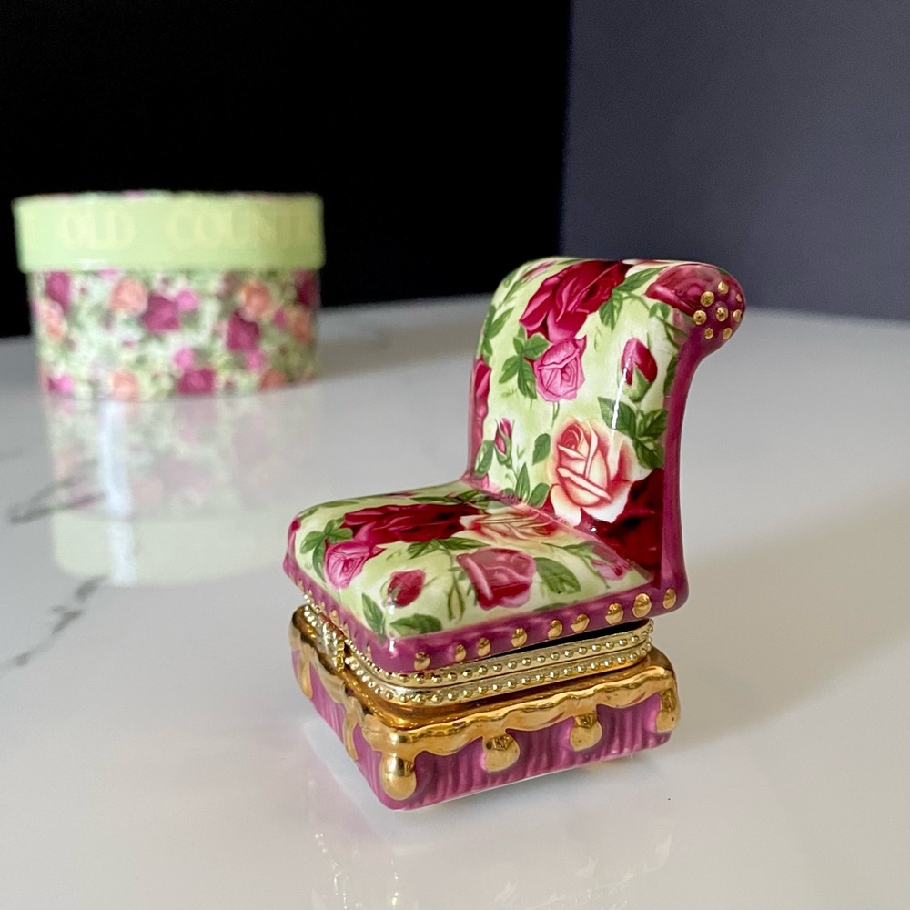 Chair Trinket Box - Old Country Roses by Royal Albert
